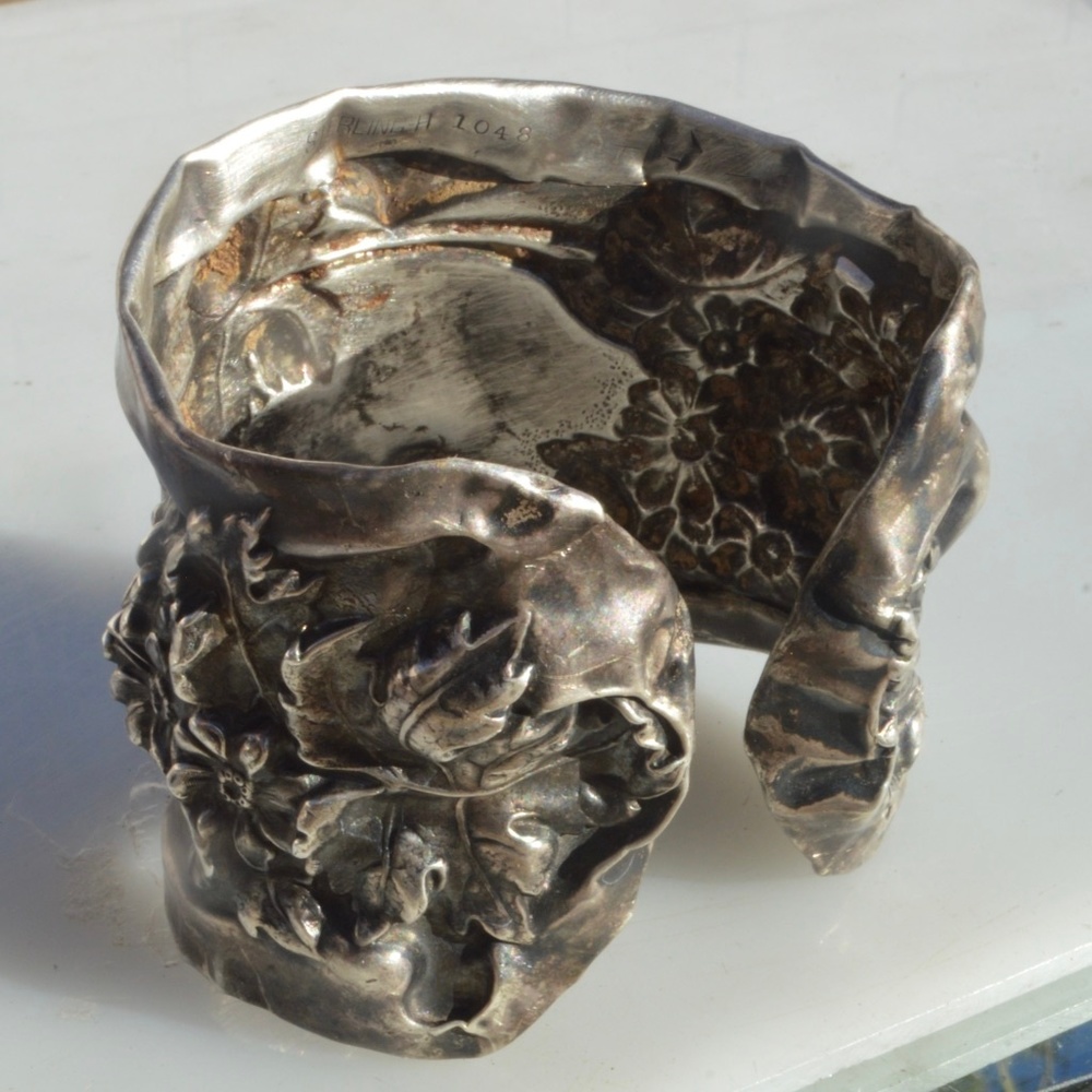 Antique Art Nouveau Floral Silver Plate Bracelet Victorian Wide Repoussé Baroque - Picture 7 of 8